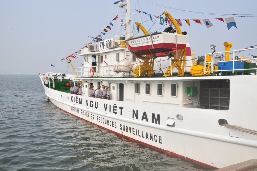 Vietnam fisheries resources surveillance force given military equipment